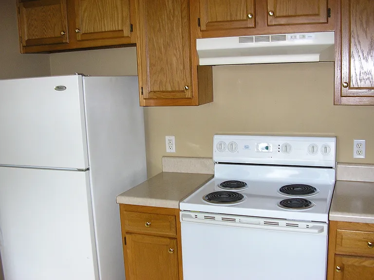 4490 Woodstone Dr — Photo 11