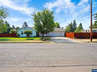 625 SW Ash St, Dallas, OR 97338