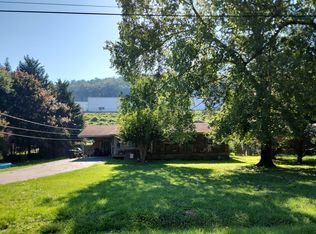 55 2nd St, Emerson, GA 30137