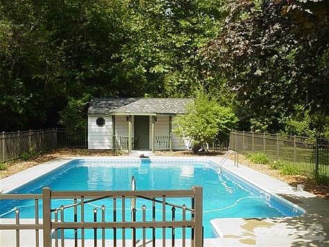 4th image of 650 Sunnybrook Dr