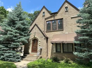 1328-1330 Martha Washington Dr, Milwaukee, WI 53213
