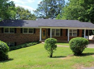 1108 Ridge Dr, Weaver, AL 36277