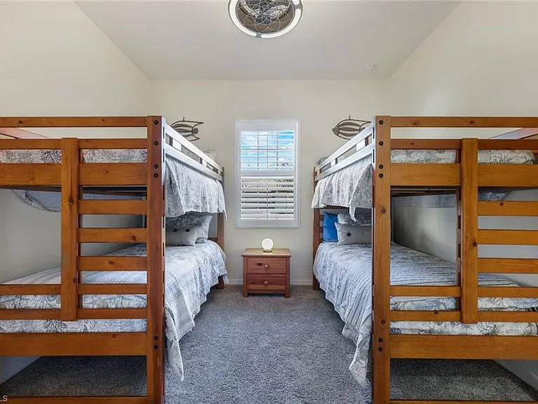 11072 Esteban Dr — Photo 13