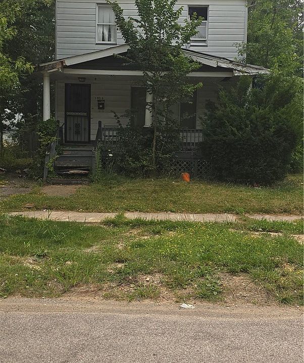 2nd image of 15016 Elm Ave