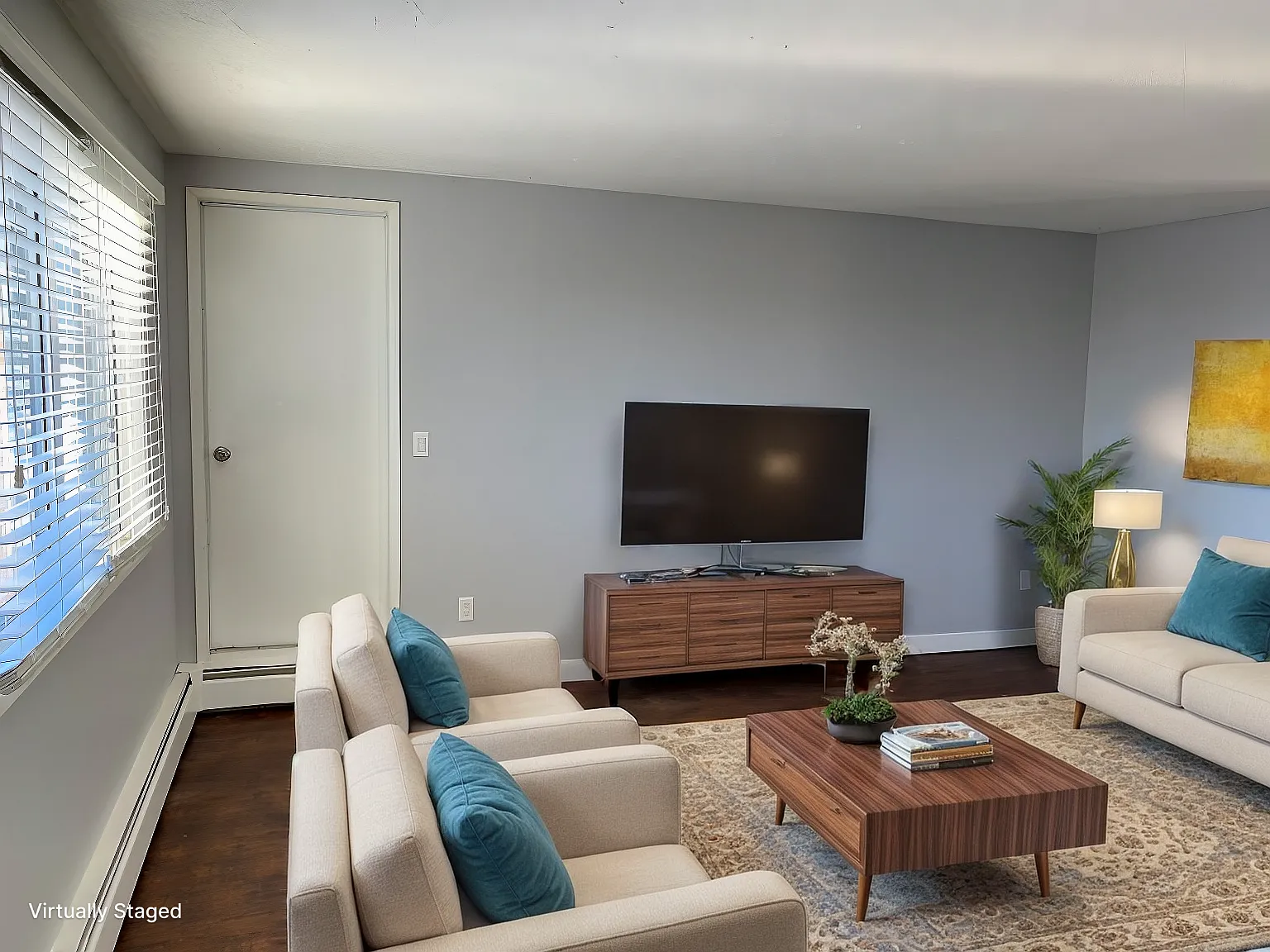 Manhattan Place — Photo 2