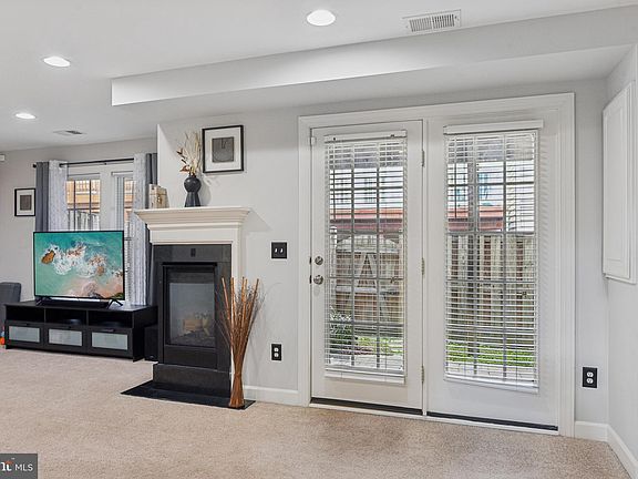5th image of 8408 Chaucer House Ct