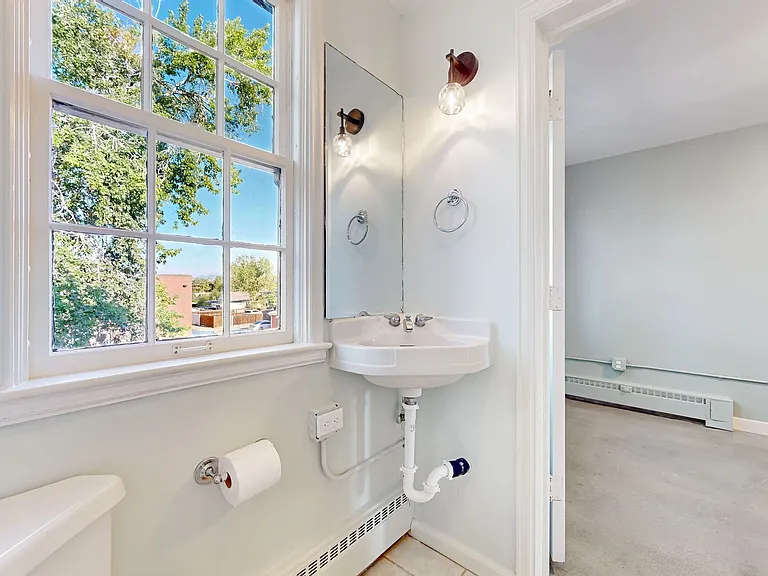 1301 W Dakota Ave #4 — Photo 13