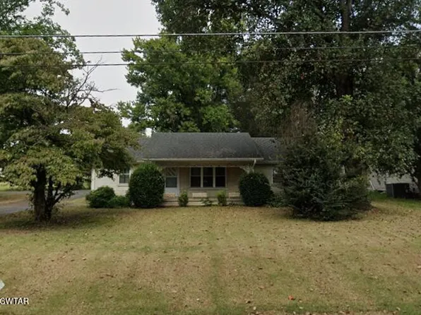 806 W Main St, Newbern, TN 38059
