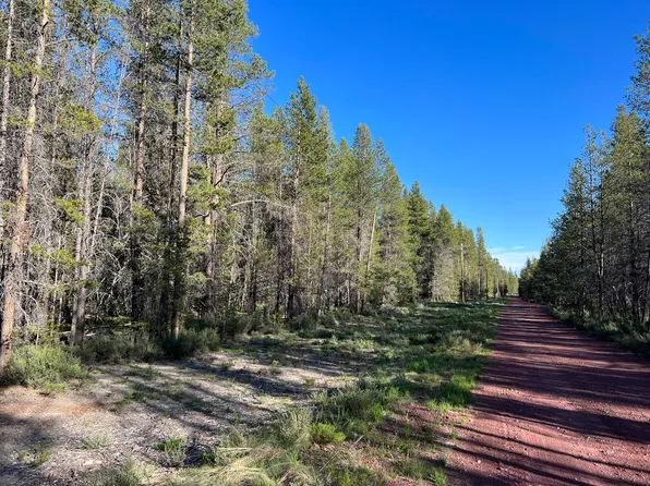 Cloudcap Dr, Chiloquin, OR 97624