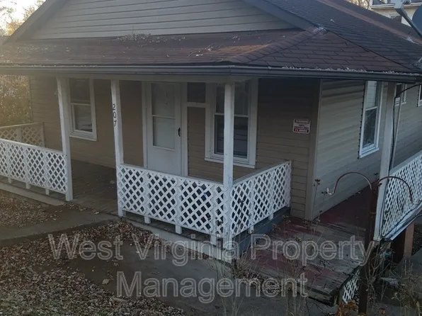 207 Charles St #2, Beckley, WV 25801