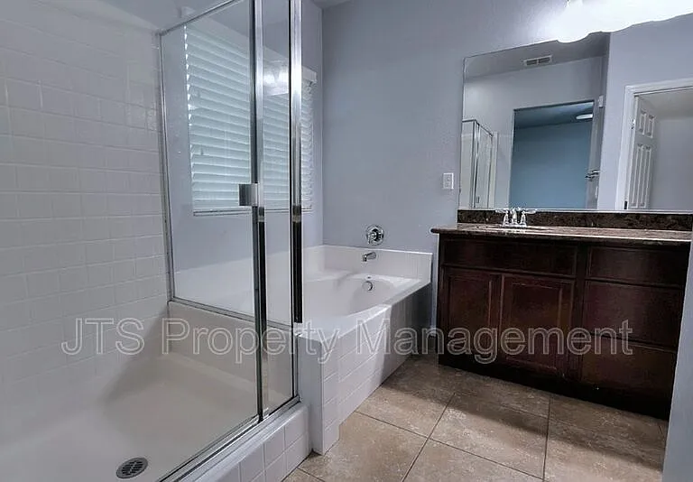 4086 Pinoche Peak Way — Photo 10