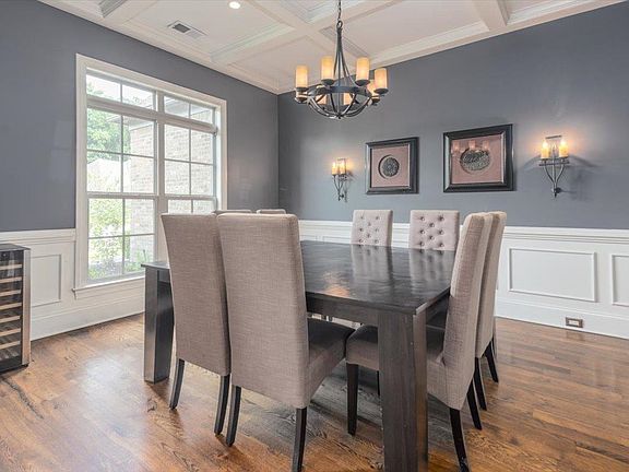 5th image of 10195 Maple Run Dr