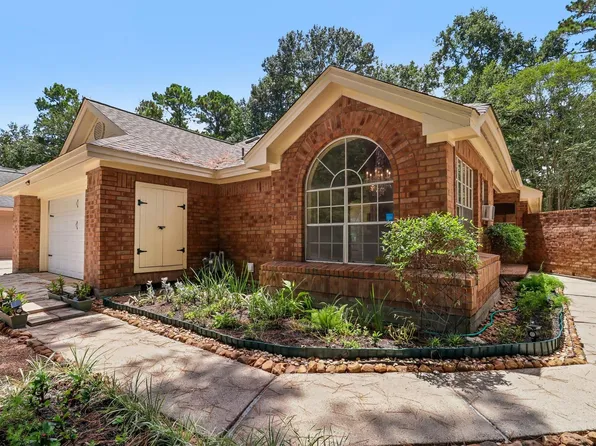 26 Cedar Chase Pl, Spring, TX 77381