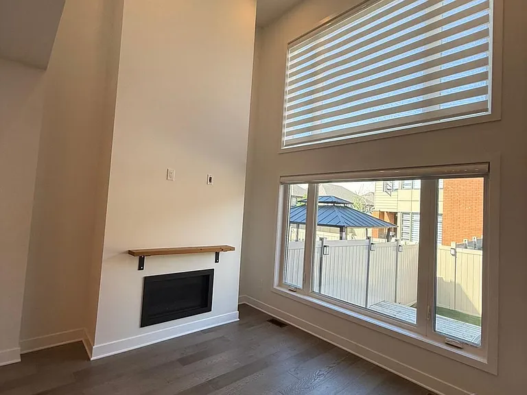 92 Longworth Ave — Photo 7