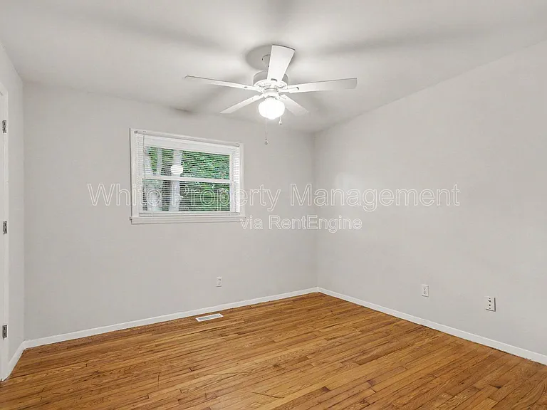 9131 Feldbank Dr — Photo 11