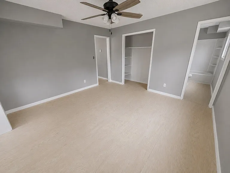 227 Live Oak Ln — Photo 12