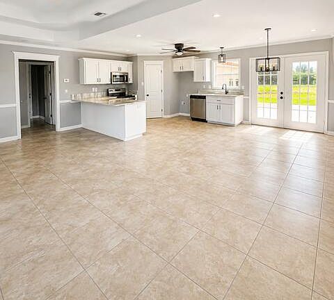 2nd image of 1215 Marteau Rd