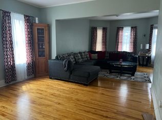 25 Florence St #3, Worcester, MA 01610