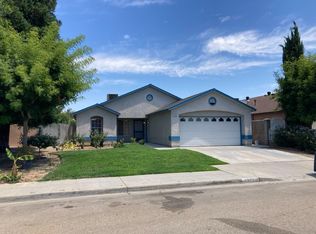 13740 E Ann Ave, Parlier, CA 93648