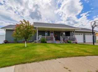 1997 Sunflower Ln, Sidney, MT 59270