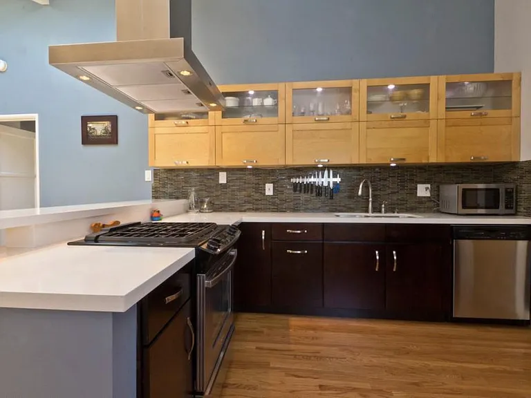 156 Carr Dr — Photo 8