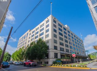1400 NW Irving St APT 403, Portland, OR 97209