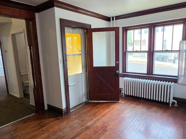 2104 W 4th St APT 1