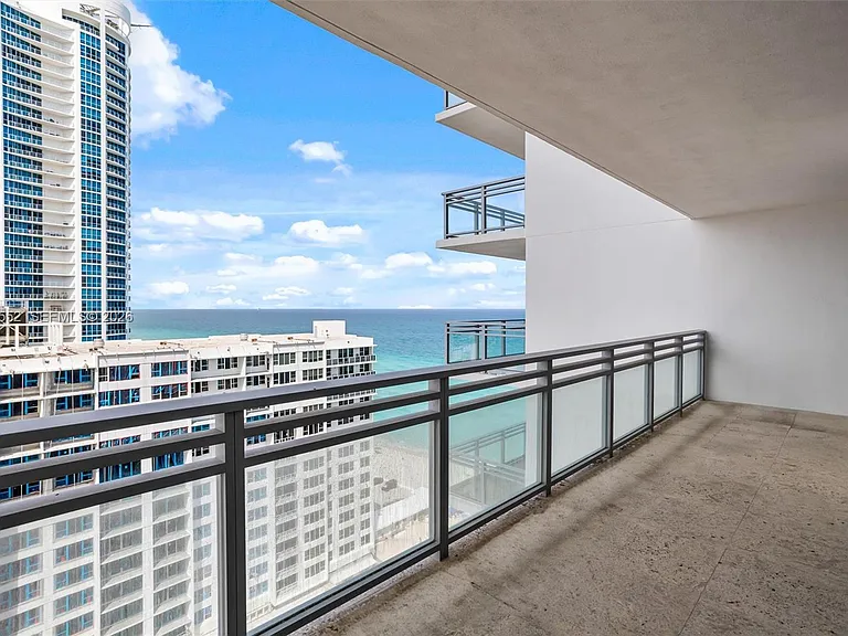 3535 S Ocean Dr #1703 — Photo 38