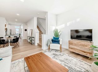 437 SE Alpine Ave SW #304, Calgary, AB T2Y0R8