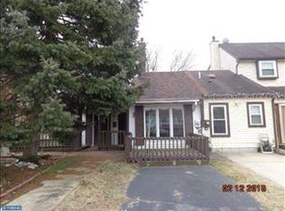 367 Cherrywood Dr, Clementon, NJ 08021
