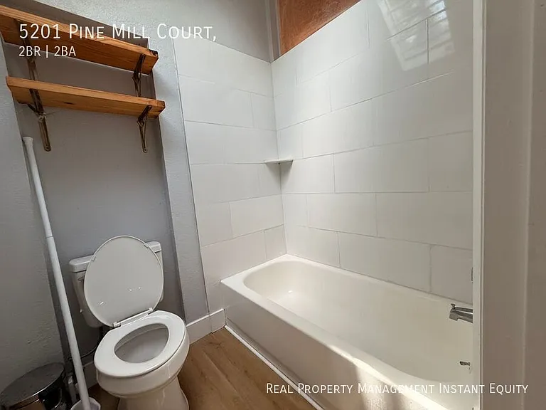5201 Pine Mill Ct — Photo 9
