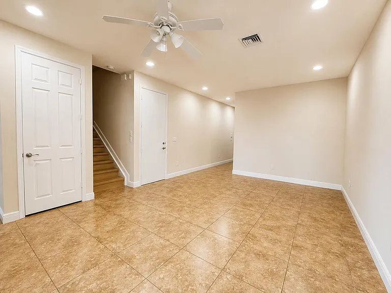 6958 Long Pine Cir — Photo 4