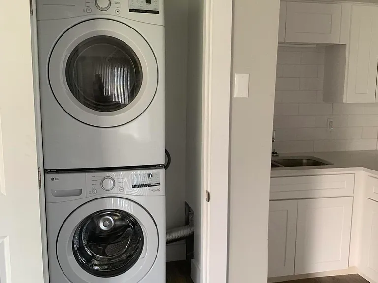 318 Arricola Ave #101 — Photo 14