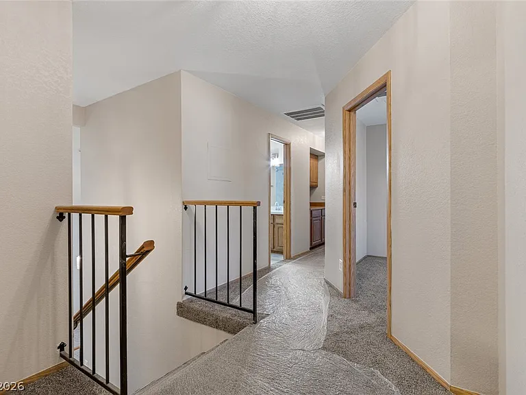 340 Bekasina Dr — Photo 41