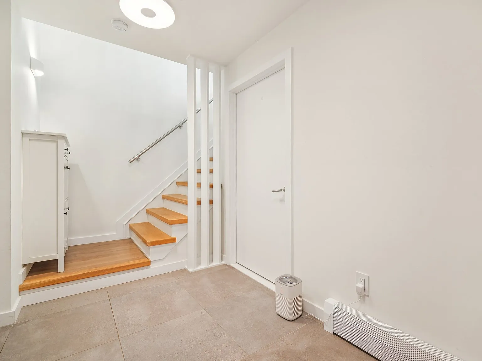 4 bed, 4.5 bath, $6,950 — Photo 3