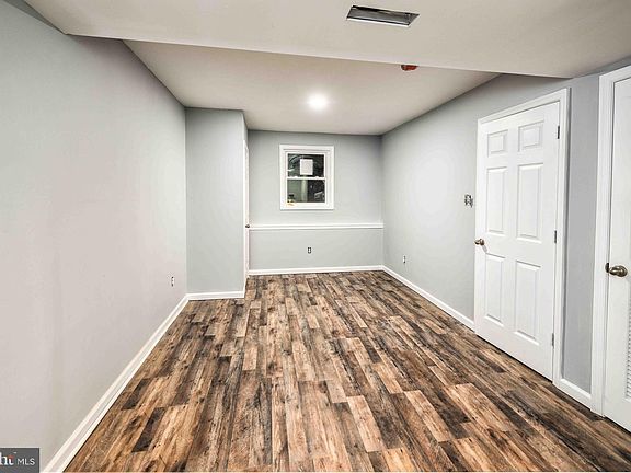 4th image of 4 Griffin Ct