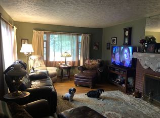 428 E 12th St, Dover, OH