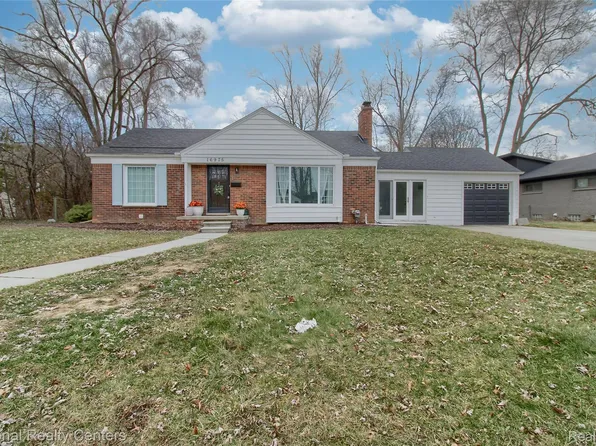 16975 W Fourteen Mile Rd, Beverly Hills, MI 48025