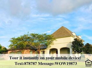 14350 Lake Path Dr, Prairieville, LA 70769