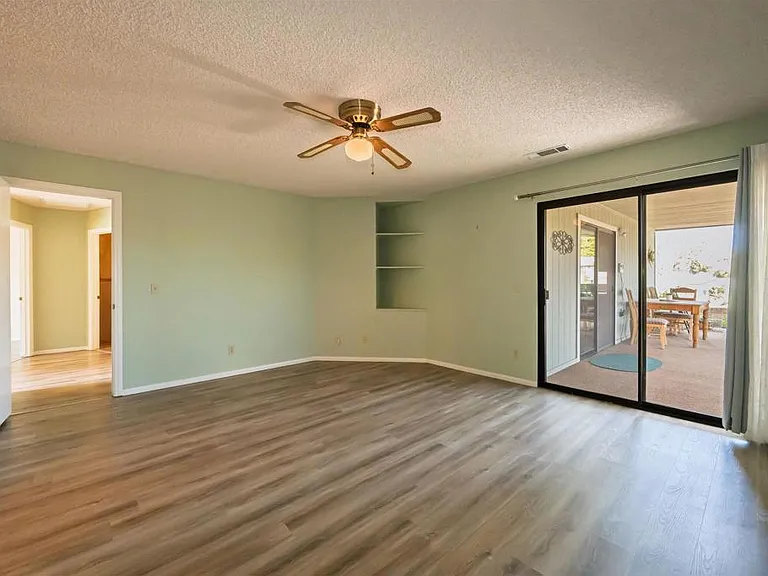1811 Lynx Gln — Photo 18