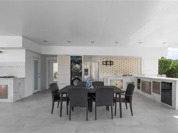 16450 NW 19th Ct, Miami Gardens, FL 33054