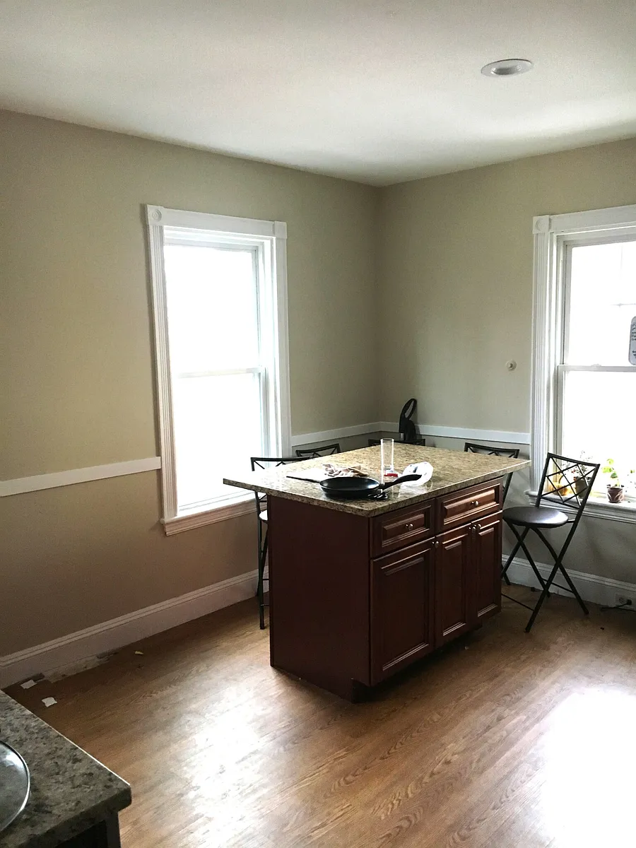 Building Photo - 32 Putnam Ave #17R