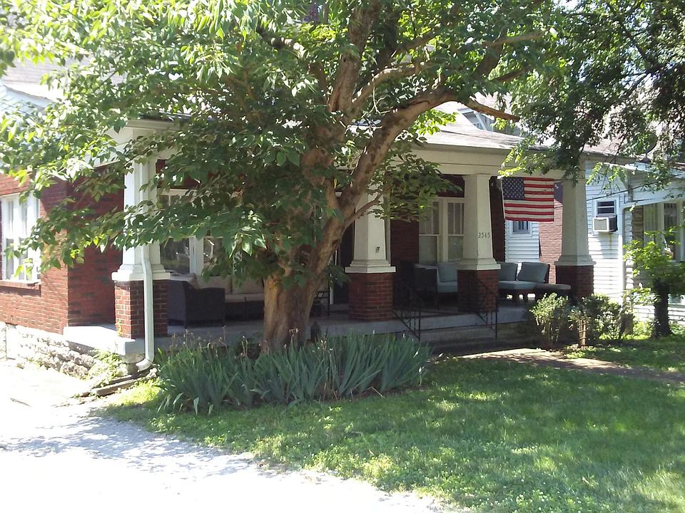 2nd image of 2545 Blair Blvd #A