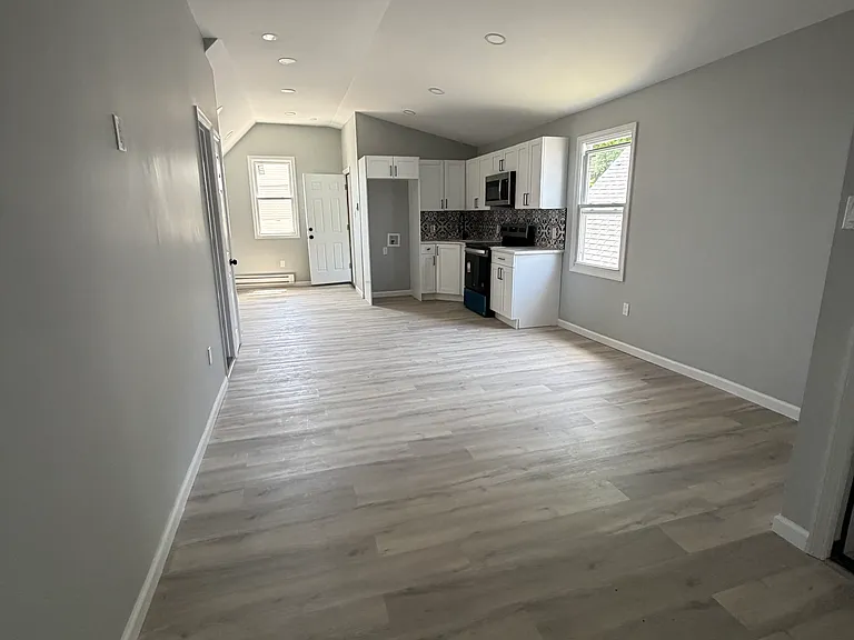 264-2666 Harrison St #3 — Photo 3