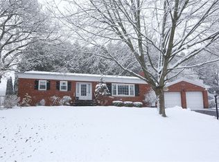 10 Woodland Rd, Pittsford, NY 14534