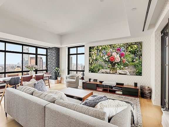 3rd image of 25 Park Row #33C