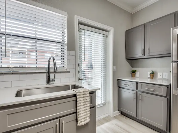 The Ellington Apartments