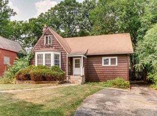 1640 Warren Ave, Downers Grove, IL 60515