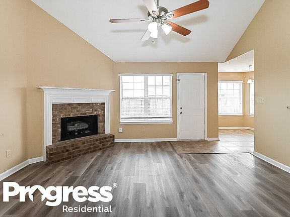 3rd image of 7380 Jennifer Dr
