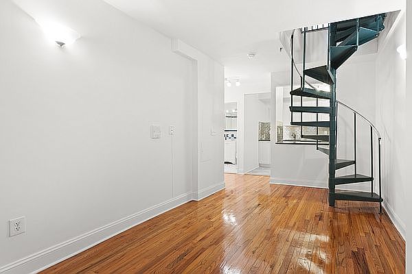 1st image of 471 Vanderbilt Ave APT 1F